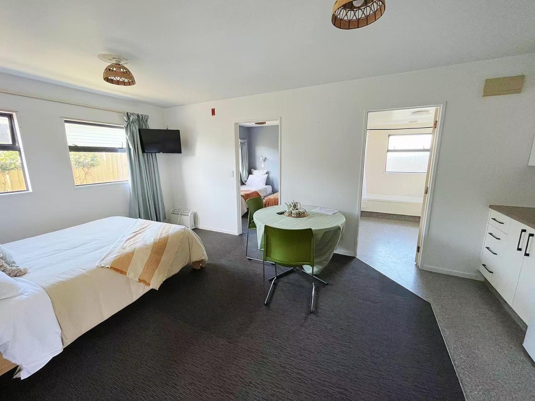Aaa Northlands Motel Christchurch Bagian luar foto