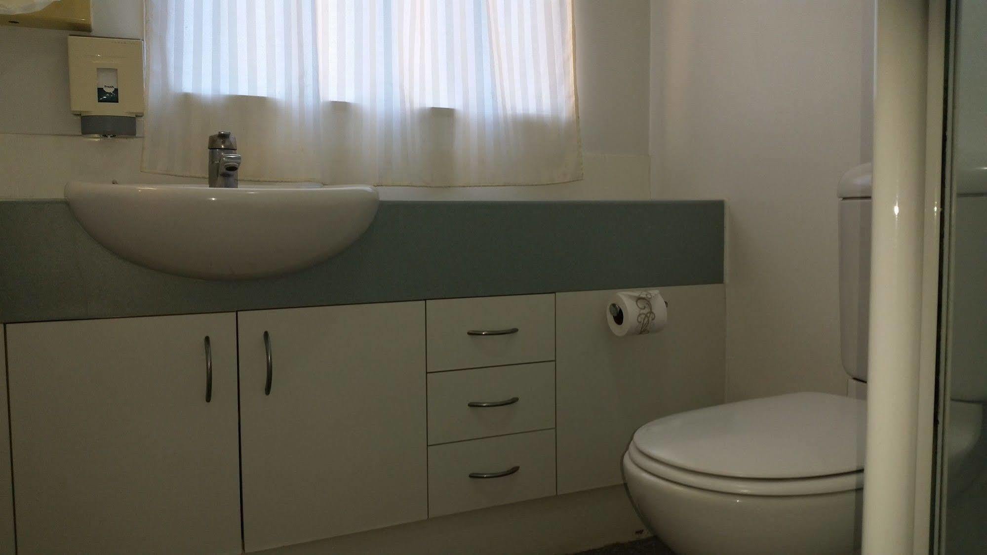 Aaa Northlands Motel Christchurch Bagian luar foto